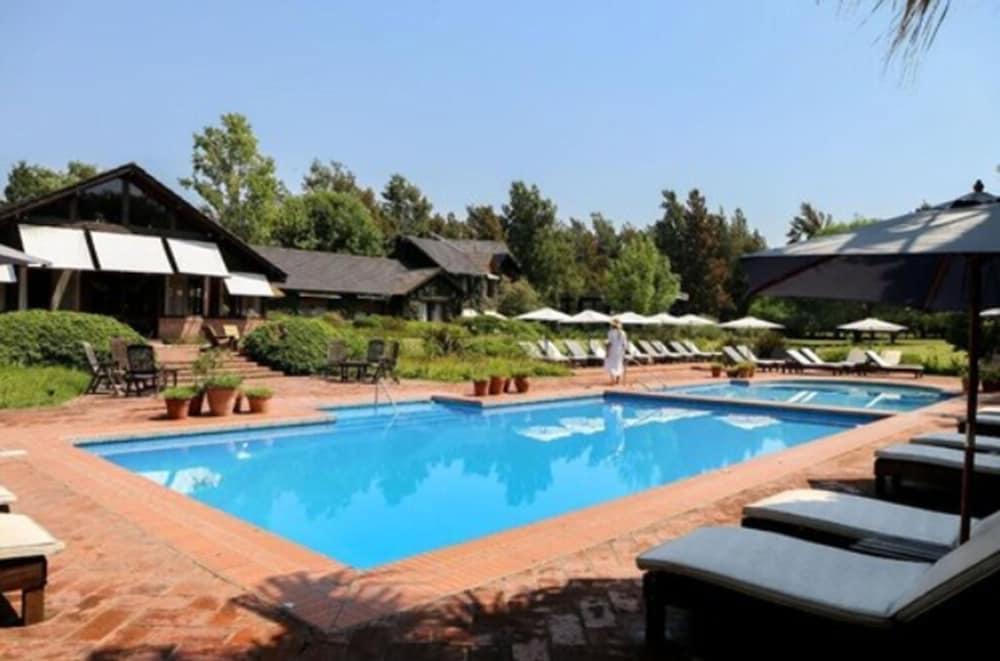 La Posta Del Pilar Hotel 3*